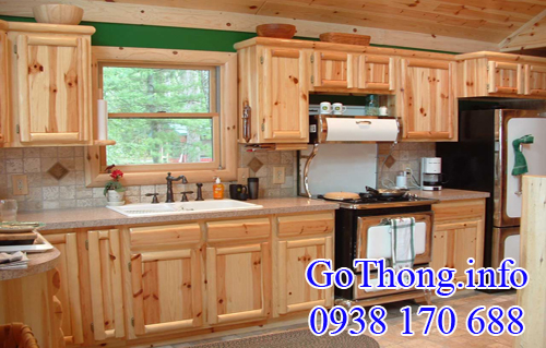 gỗ thông (gỗ pine) làm phòng bếp